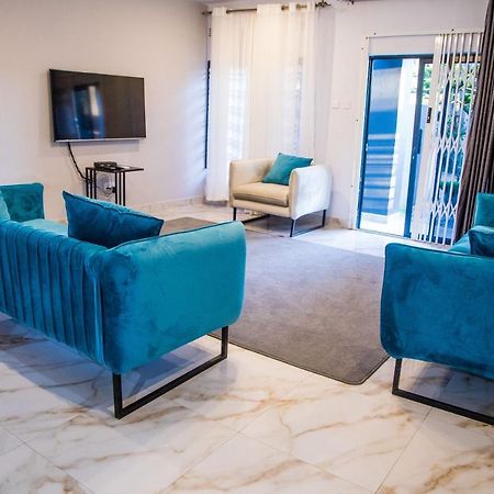 Blue Agave F1 Apartment Lusaka Ngoại thất bức ảnh